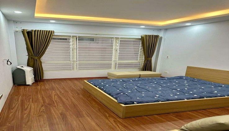 Cho thuê nhà ngõ 125 Bủi Xương Trạch, 33m2, 5 tầng, 3 ngủ, 12 Triệu
